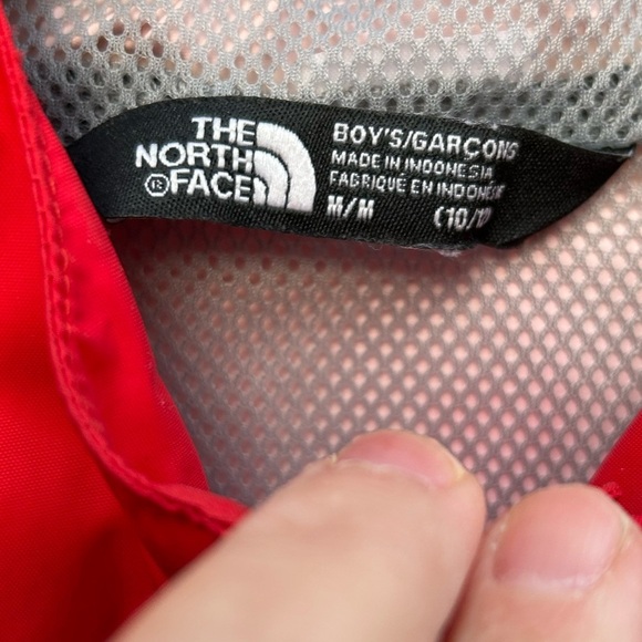 The North Face Resolve Reflective Rain Jacket - Picture 5 of 10